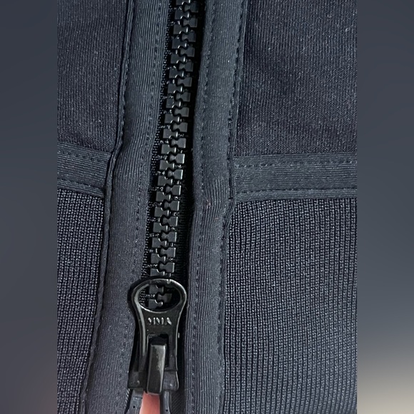 Adidas by Stella McCartney Black Zip Up Activewear Sweater Women’s size XS - Picture 5 of 10